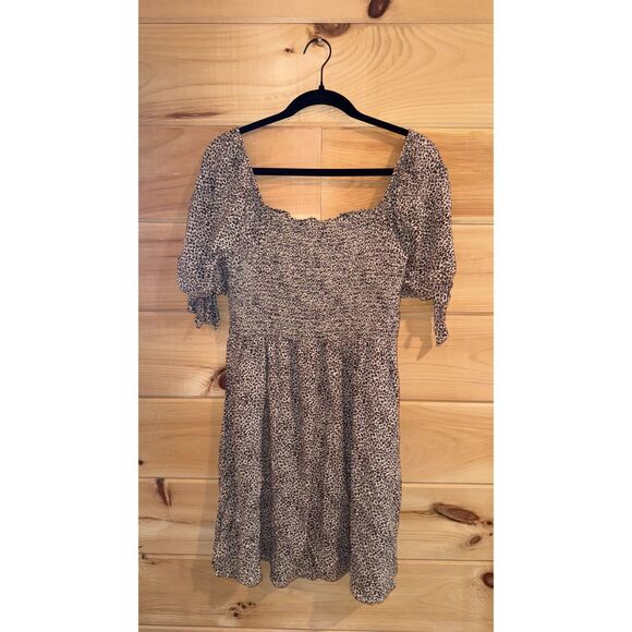 Women's Stretch Short Sleeve Cheetah Print Mini Dress - Picture 3 of 4